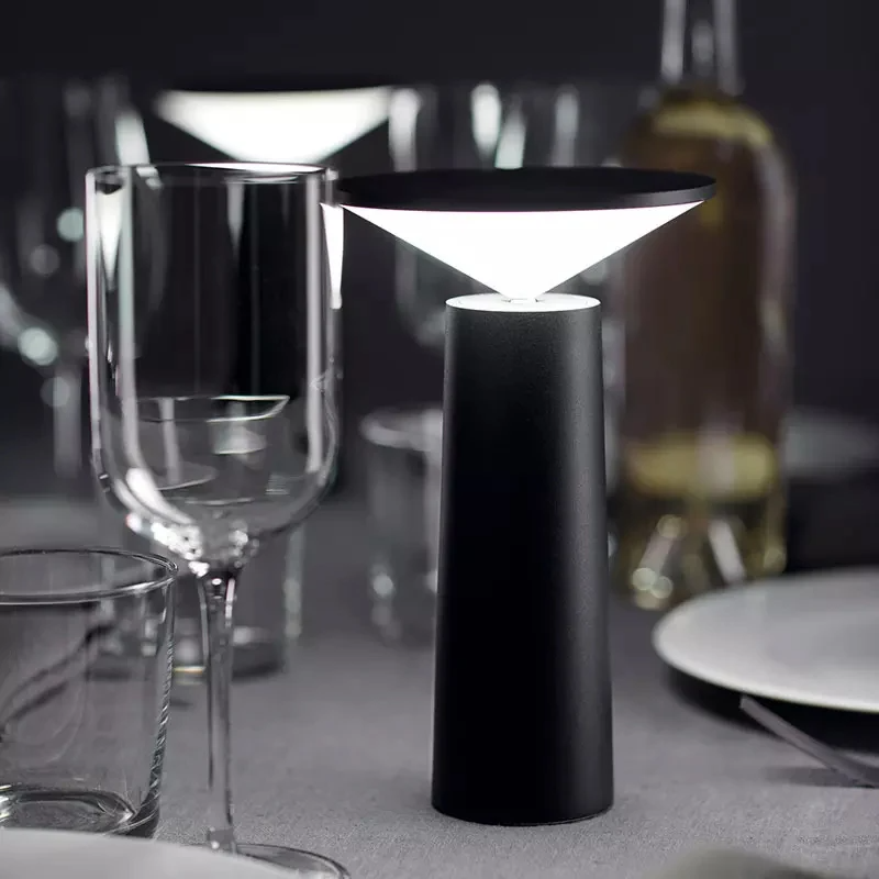 Luminária de Mesa Moderna sensível ao toque
