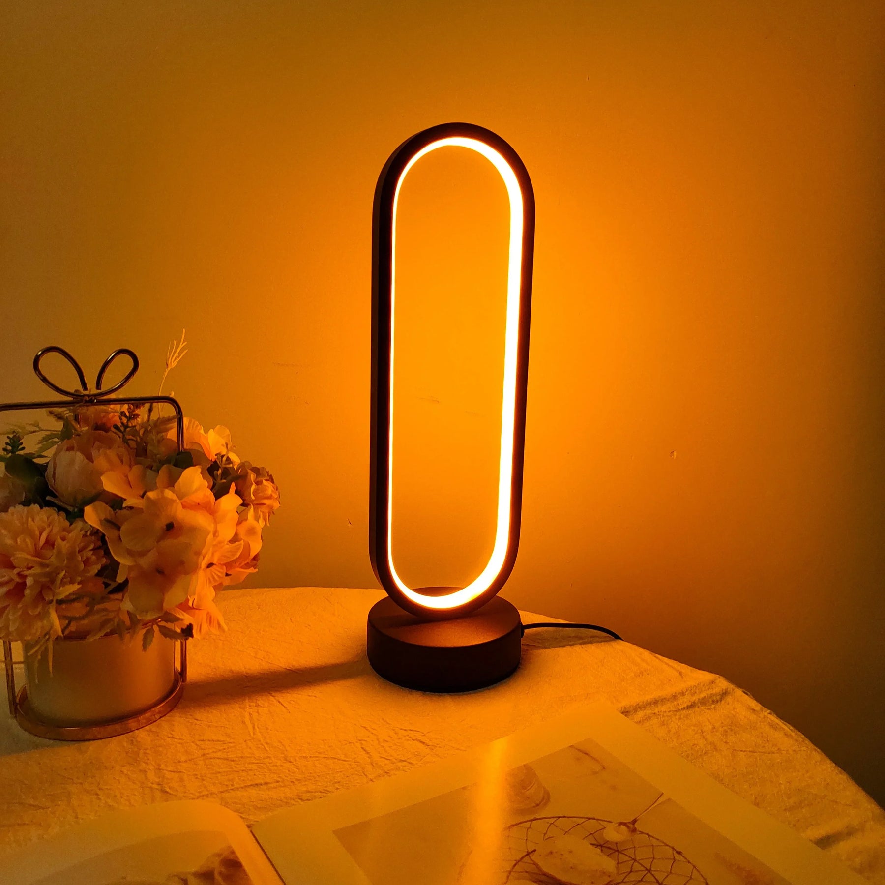 Luminária de Mesa Minimalista