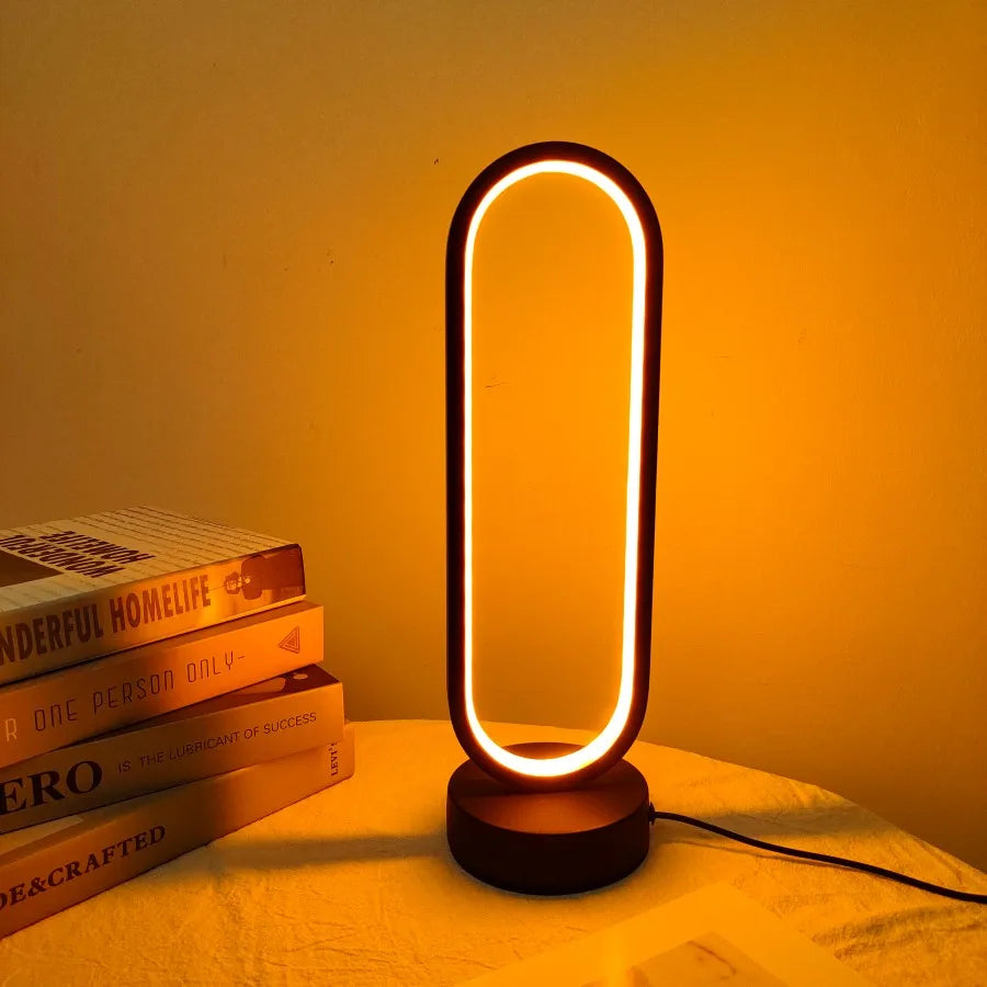 Luminária de Mesa Minimalista