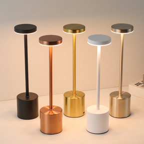 Luminária de Mesa Touch com Regulagem de cor